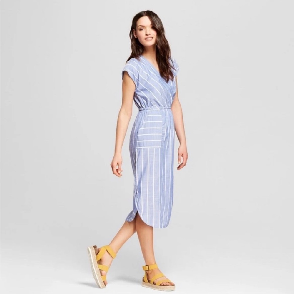 Universal Thread Light Blue and White Striped Midi Dress